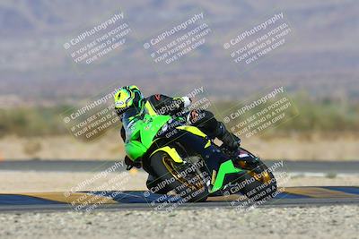 media/Dec-06-2024-CVMA Friday Practice (Fri) [[e1d1c5d4fc]]/4-Group 4 and Trackday/Session 3 (Turn 14)/